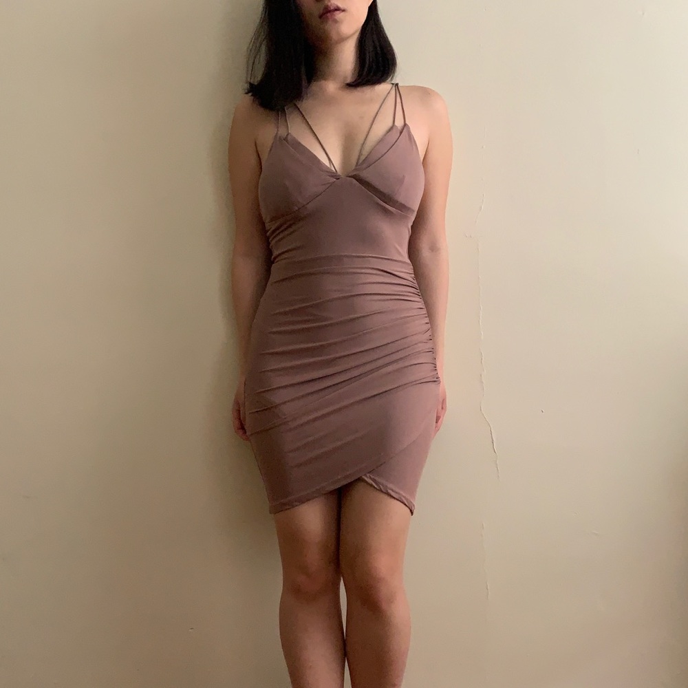 STREET HEART mauve body con strapped dress size 8